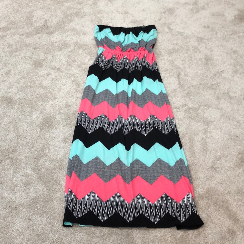 Summer Coral Mint & black chevron strapless maxi